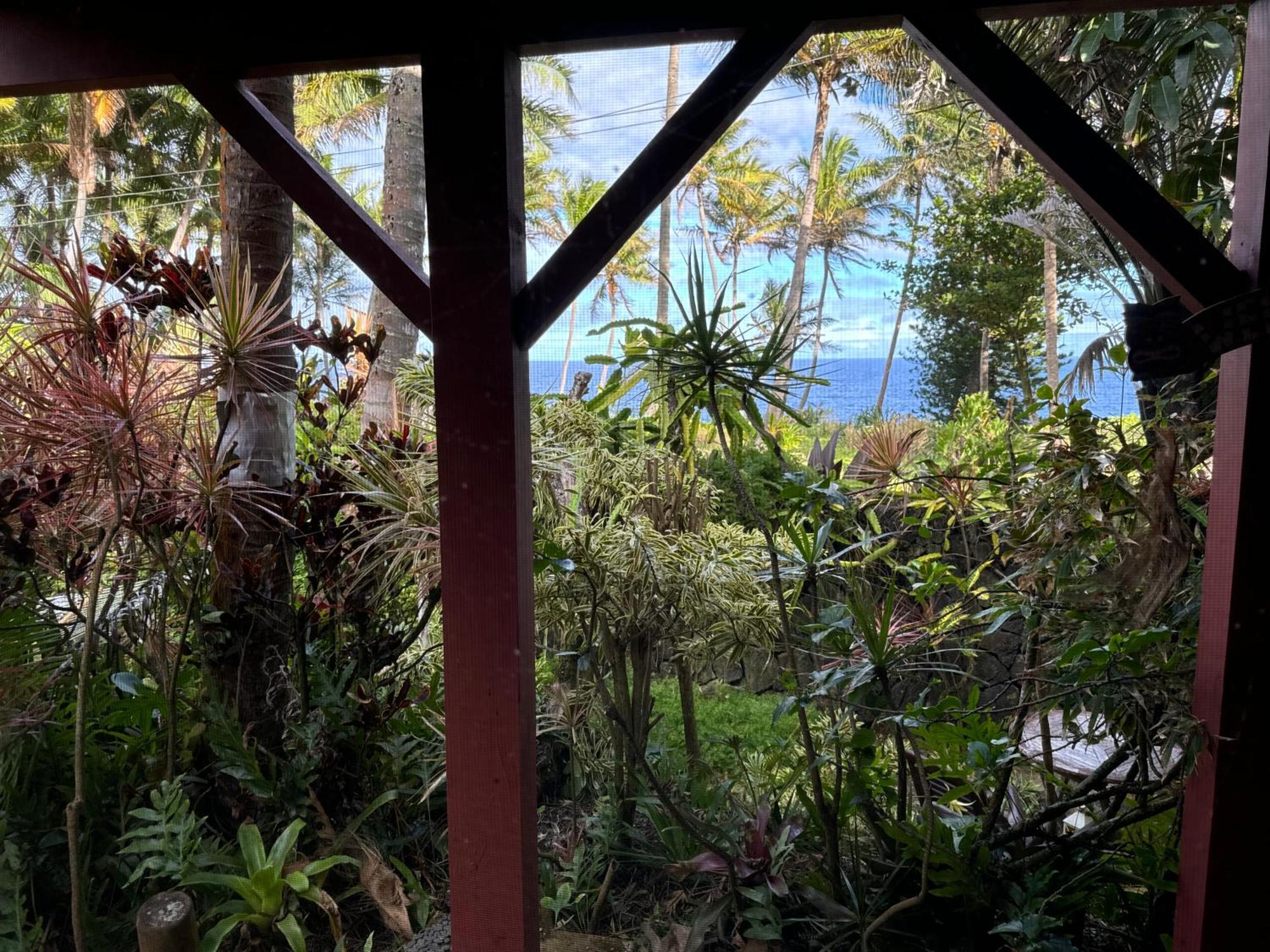 The Bali House And Cottage At Kehena Beach Hawaii Eksteriør billede
